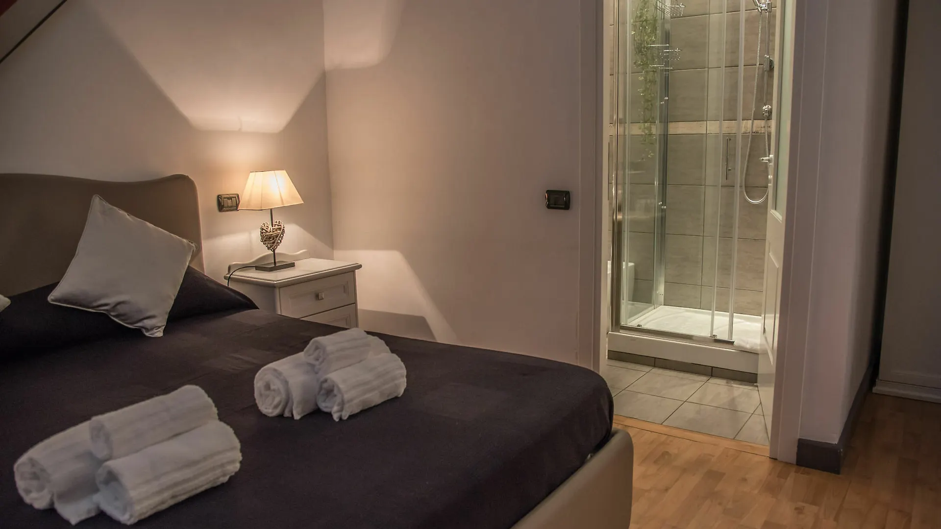 Flat 285 La Suite Roma 3*,
