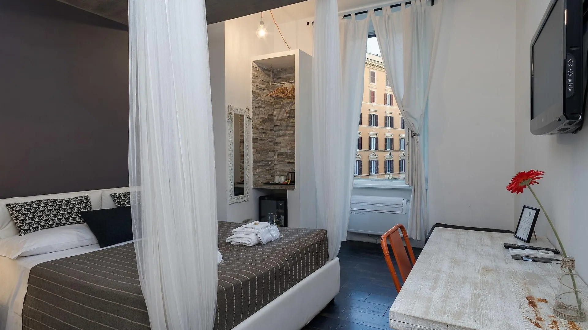 Flat 285 La Suite Italy